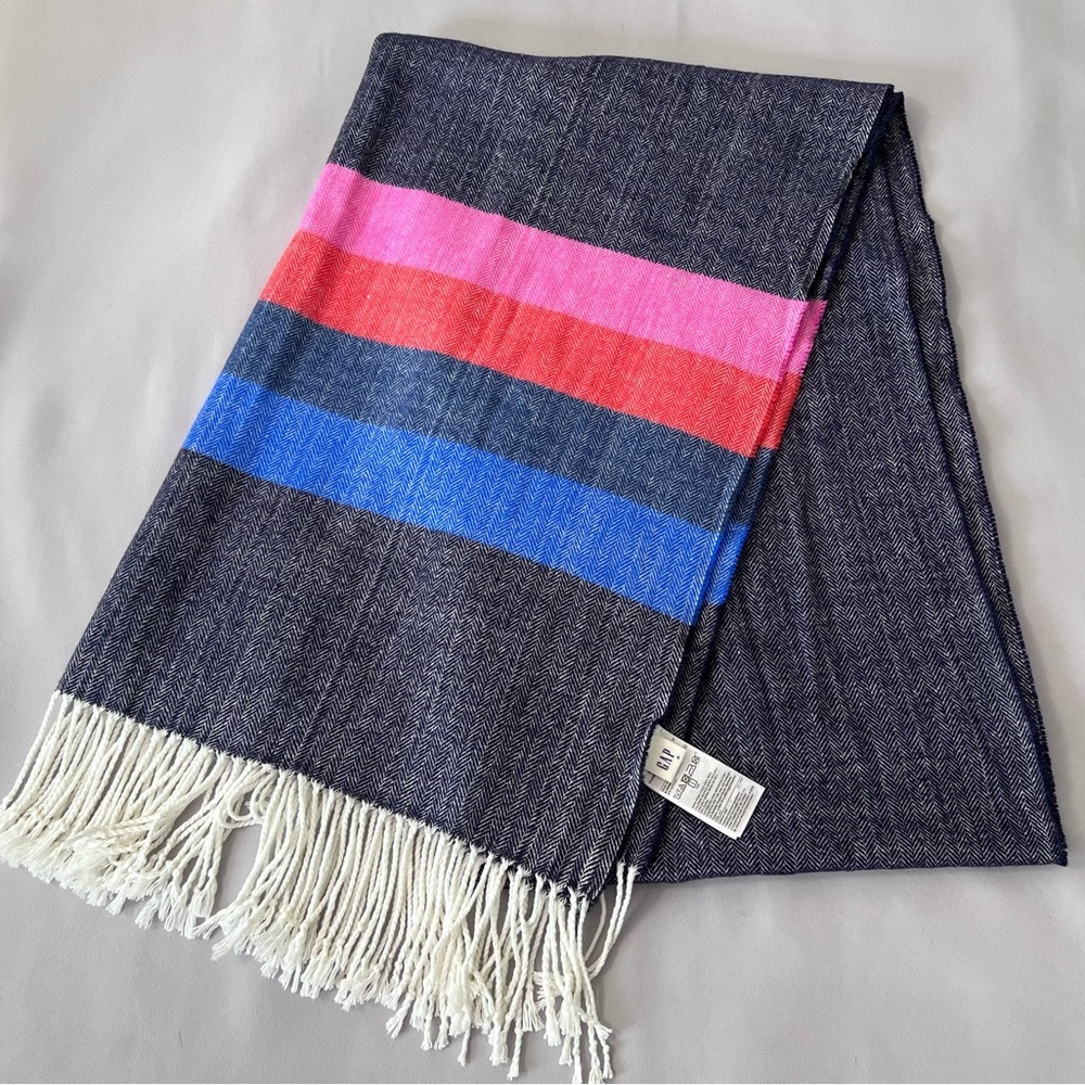 GAP Fringed Scarf - Blue Pink Red - NWOT!